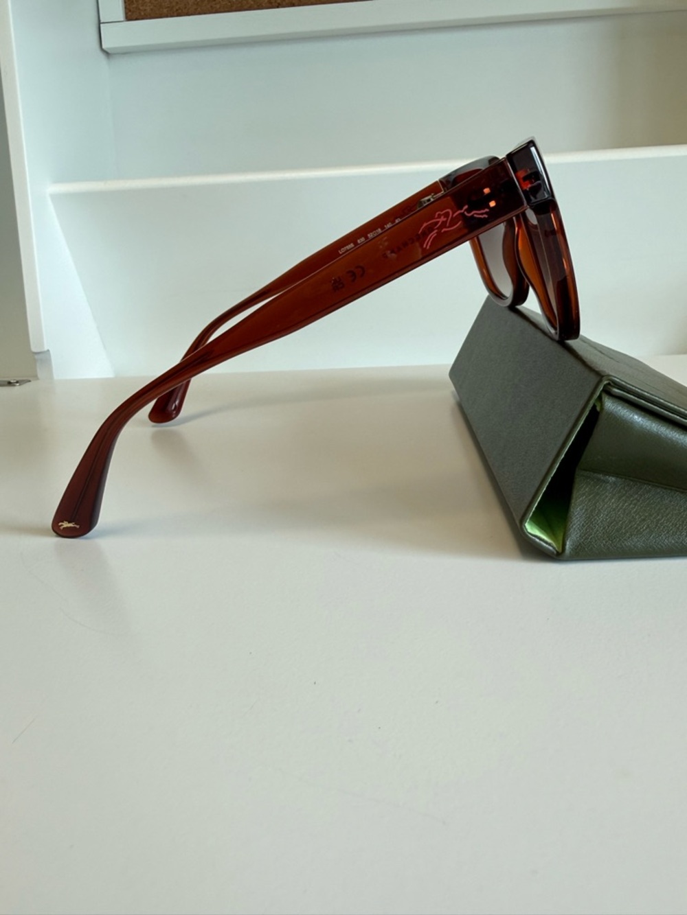 Longchamp Women's Sunglasses: Brown Frame, Brown Gradient Lenses, NEW - Picture 2 of 11